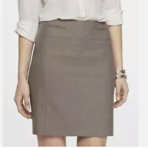 Express Welt Pocket Beige Pencil Skirt Women’s size 12 NWT Stretch